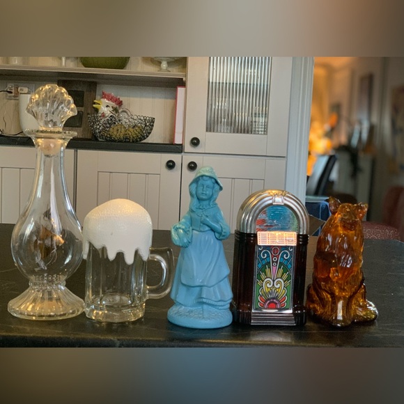 AVON | Set of 5 | Collectible Vintage Avon Decanters | - Picture 1 of 16